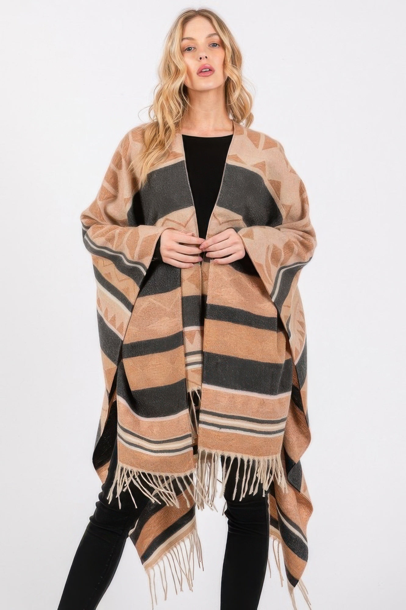 Aztec Pattern Fringe Ruana - Pikemla