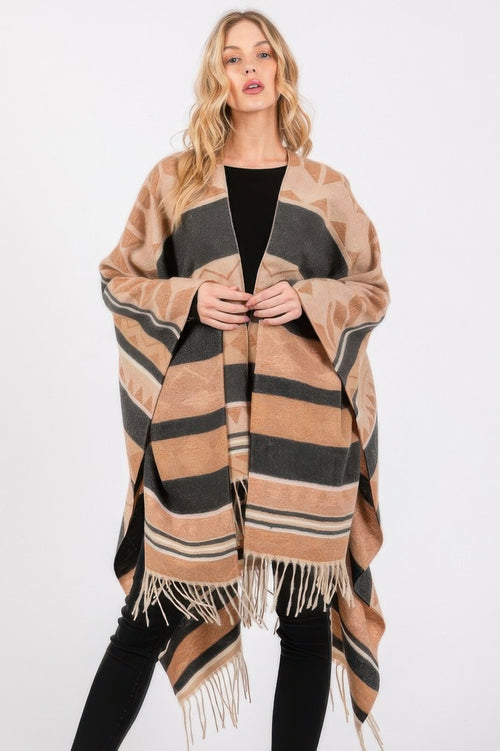 Aztec Pattern Fringe Ruana - Pikemla
