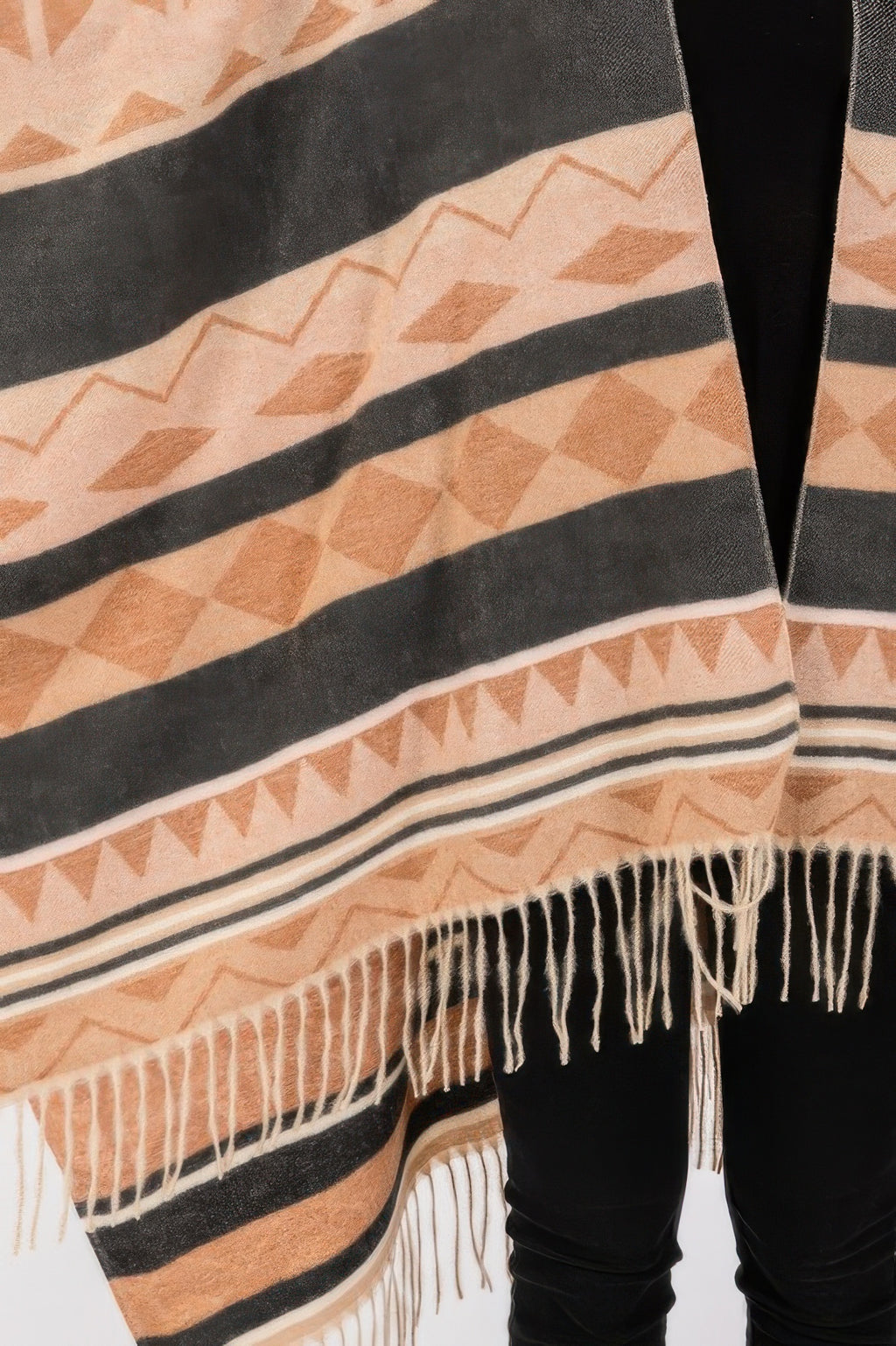 Aztec Pattern Fringe Ruana - Pikemla