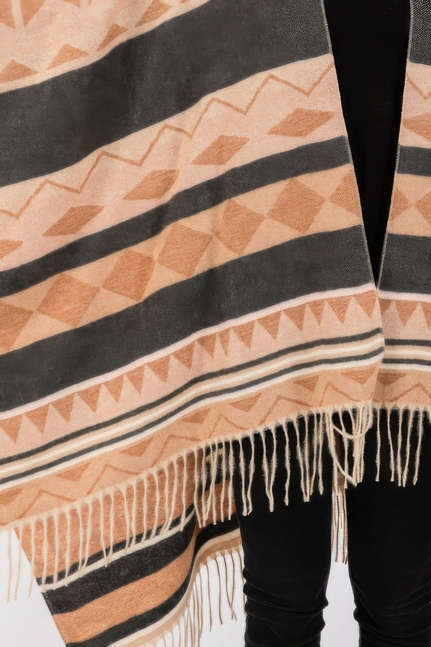 Aztec Pattern Fringe Ruana - Pikemla