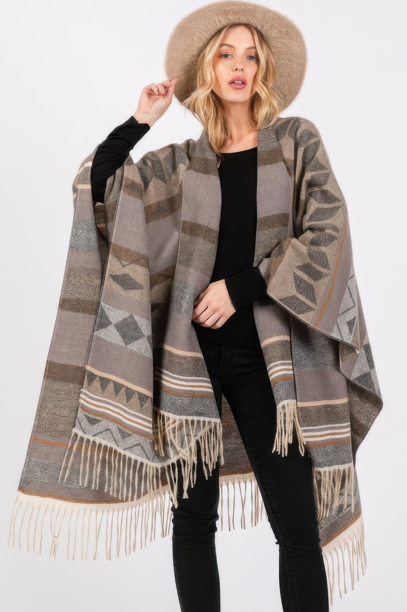Aztec Pattern Fringe Ruana - Pikemla