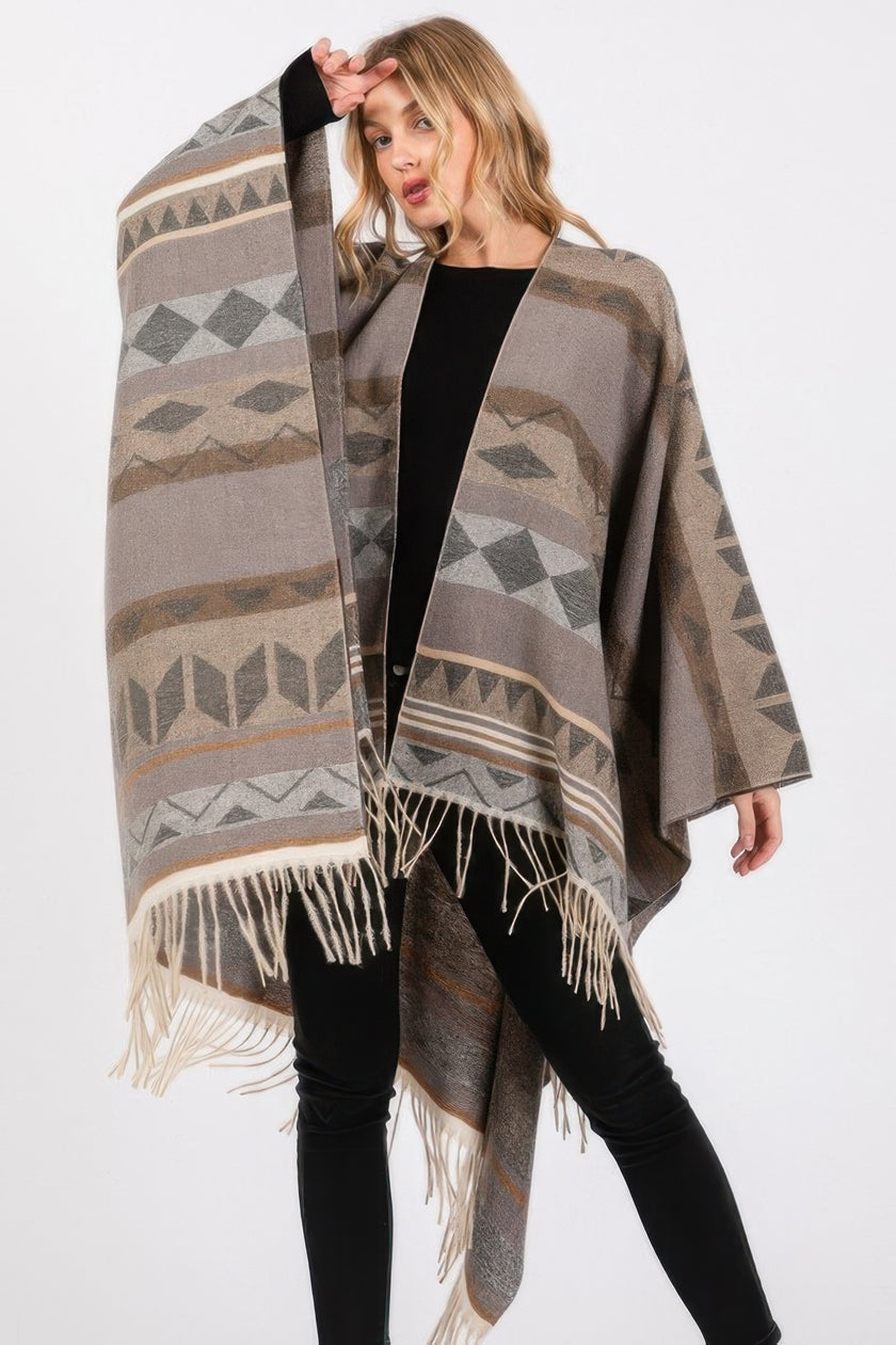 Aztec Pattern Fringe Ruana - Pikemla