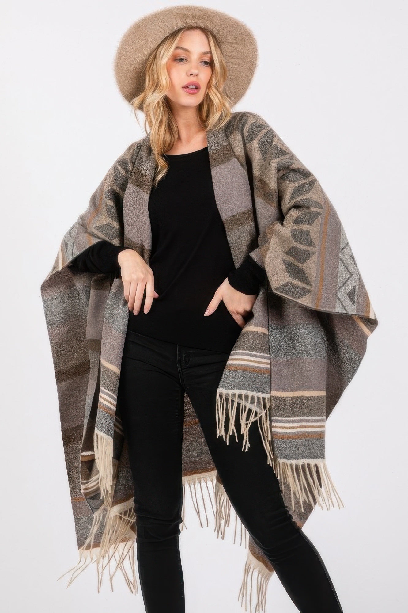 Aztec Pattern Fringe Ruana - Pikemla