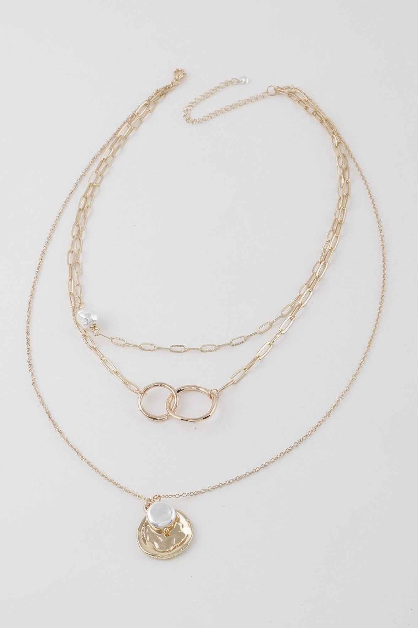 Multi Oo Pendant Necklace