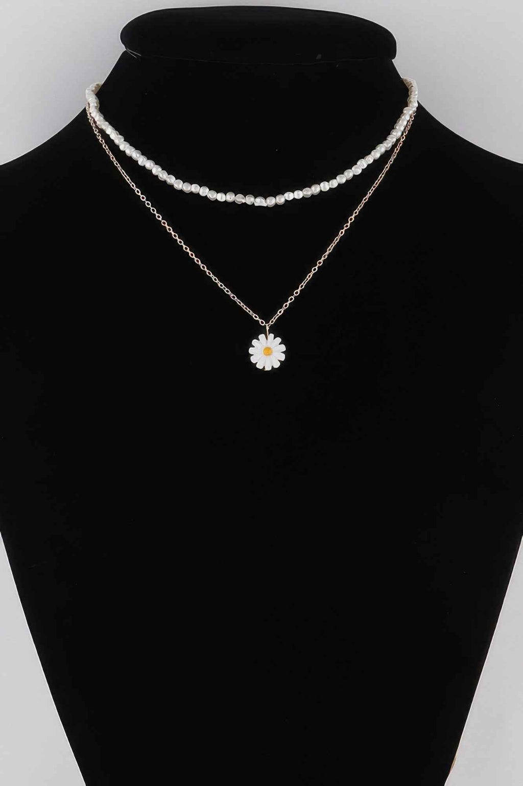 Daisy Flower Pendant Necklace