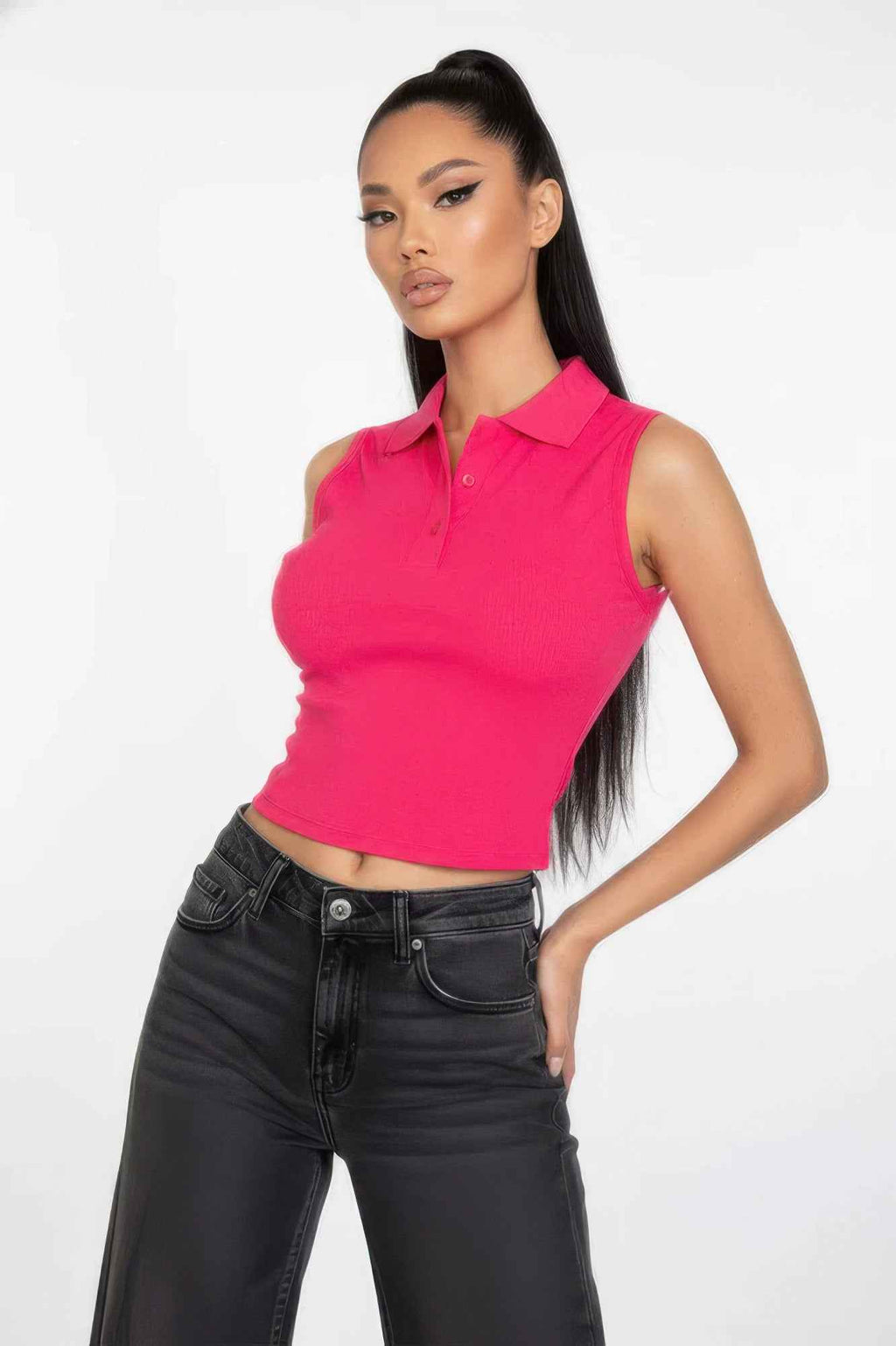 Slim-fit Sleeveless Polo Collar Crop Top
