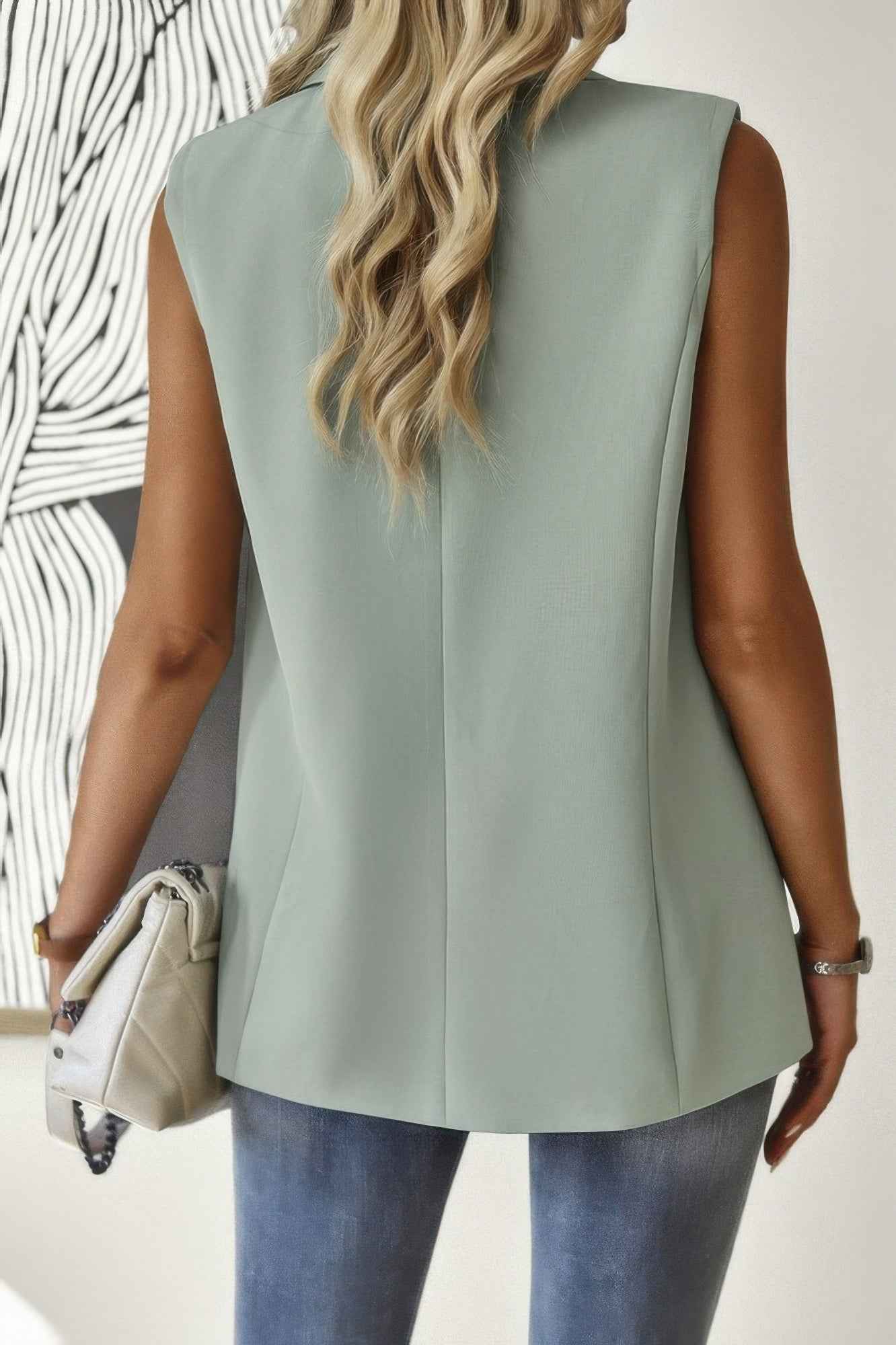 Sleeveless Solid Pockerts Button Front Open Suit - Pikemla