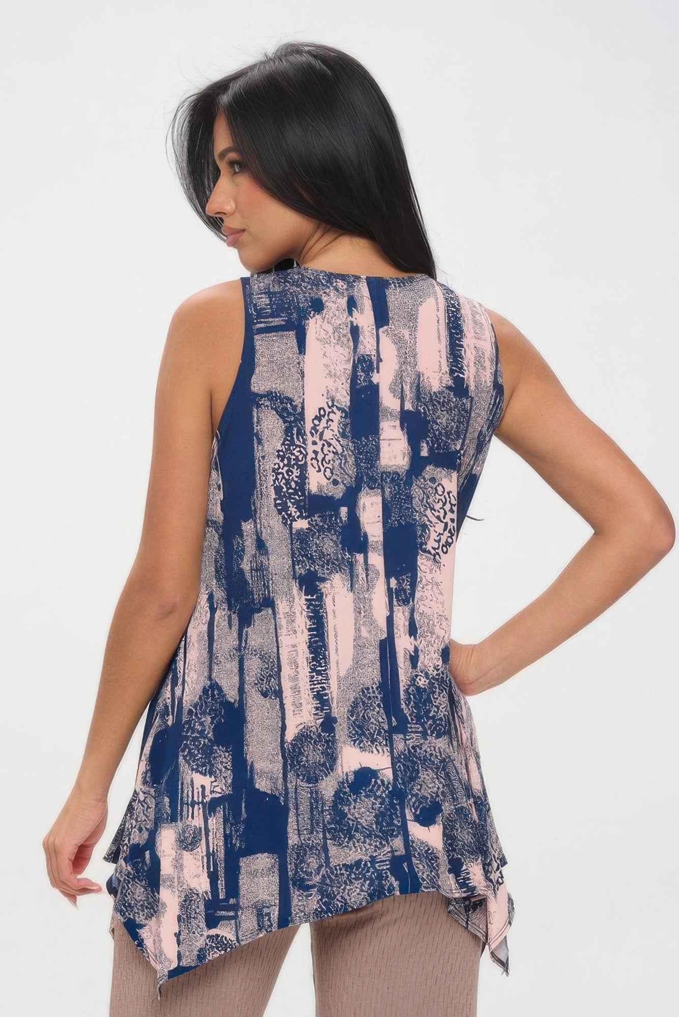 Plus Size Hit Shark Bite Hem Tank