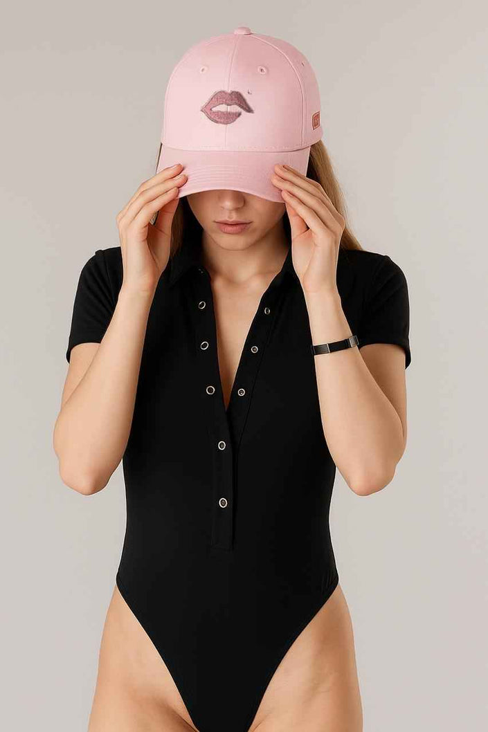 Foreplay Women’s Golf Hat – Lip Logo