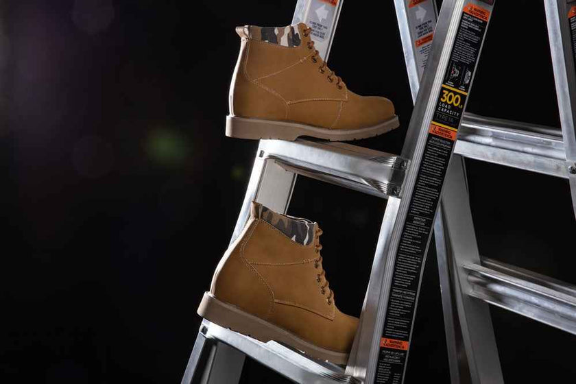 CALTO - YH7830 - 3.2 Inches (Khaki) - Nubuck Boots