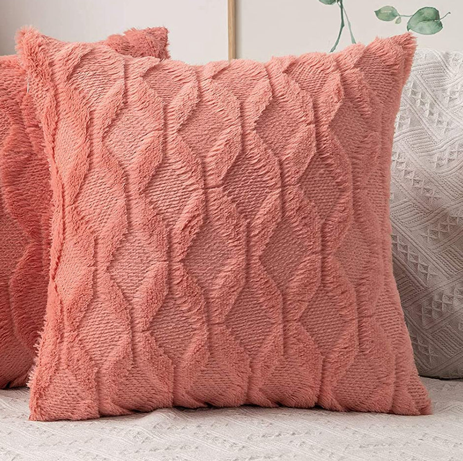 Diamond shaped Plush Throw Pillow (With Insert) size 18