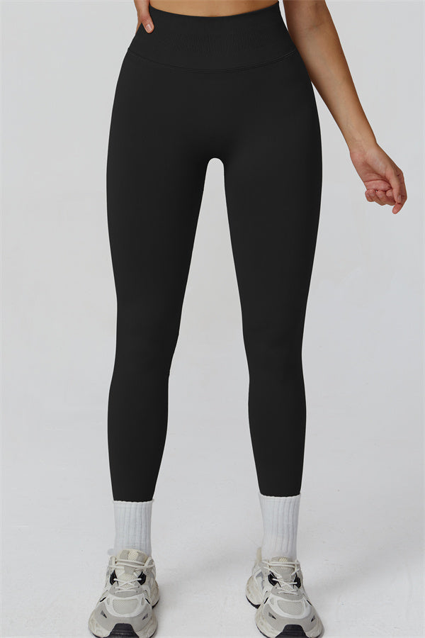 The Reign Sports Bra Leggings 2-Piece Set