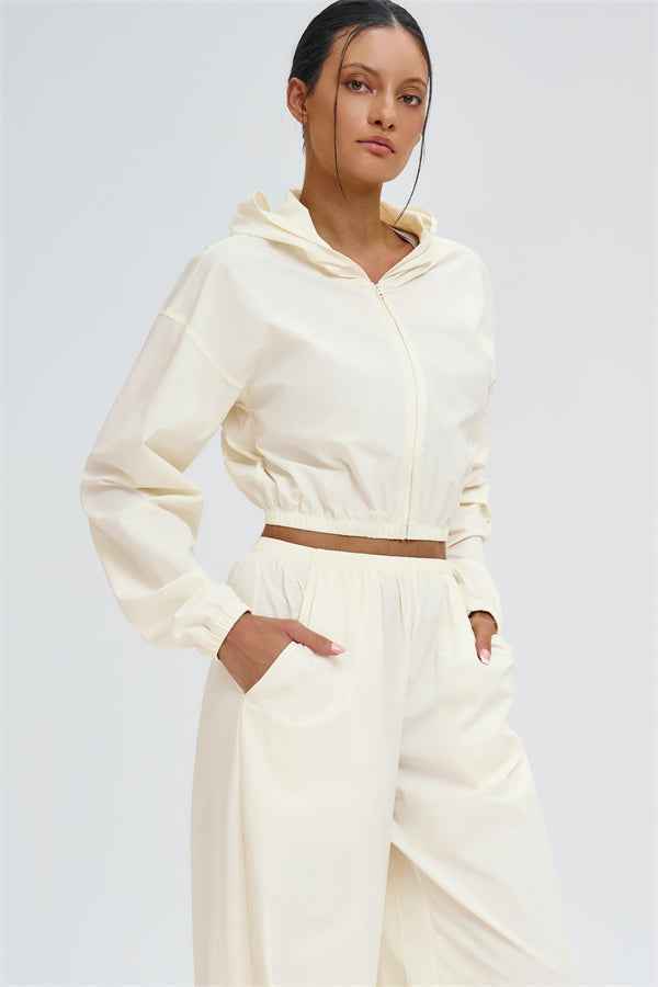 The Svelte UV protection Crop Hoodie Sweatpants 2-Piece Set