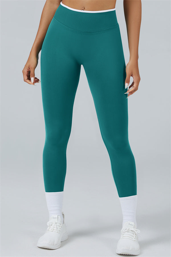 The Elevate Crop Top Leggings 2-Piece Set