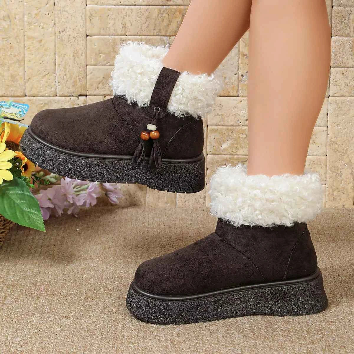 Round Toe Platform Boots
