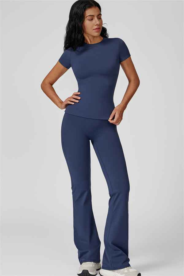 The Oasis T-shirt Flared Leggings 2-Piece Set