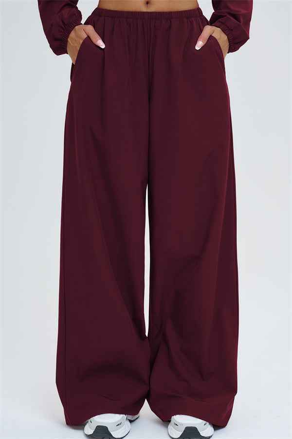 The Svelte UV protection Crop Hoodie Sweatpants 2-Piece Set