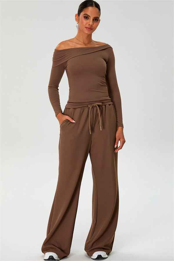 The Rush Off-shoulder T-shirt Sweatpants 2-Piece Set
