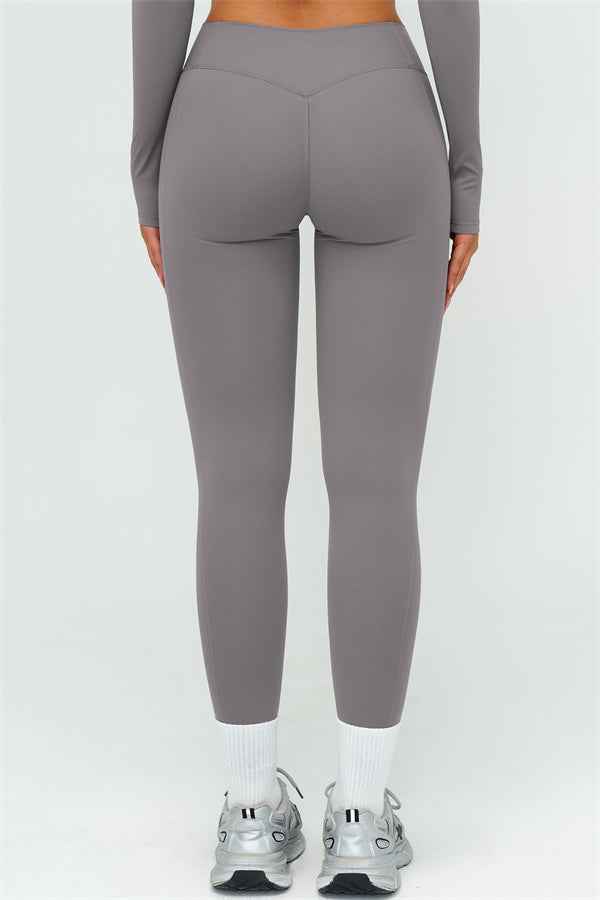 The Lushness Y-Back Sports Bra Leggings 2-Piece Set