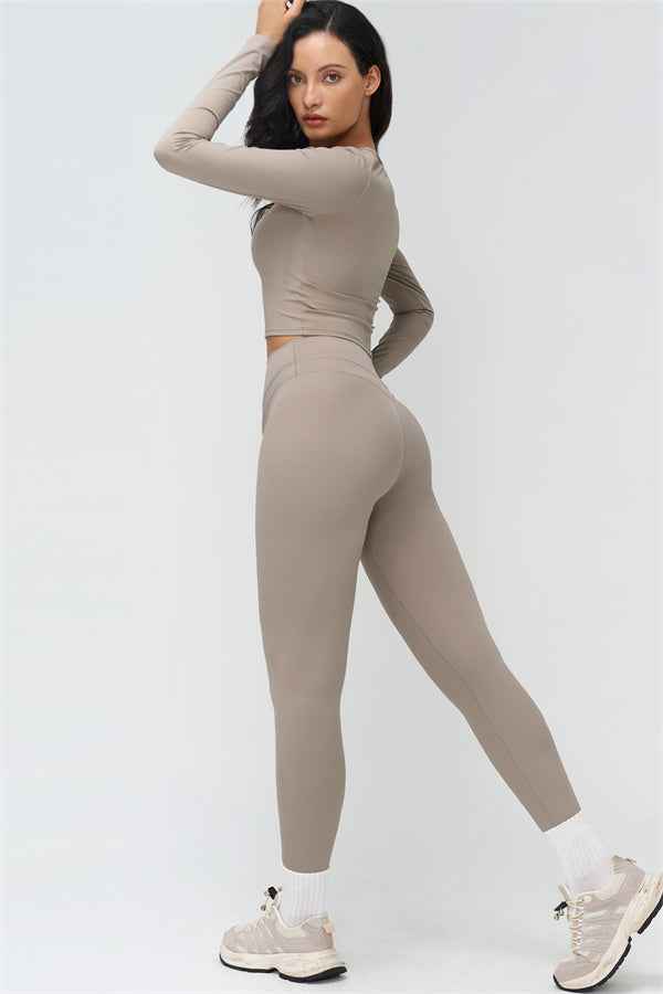 The Stride T-shirt Leggings 2-Piece Set