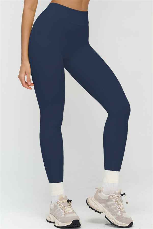 The Stride T-shirt Leggings 2-Piece Set