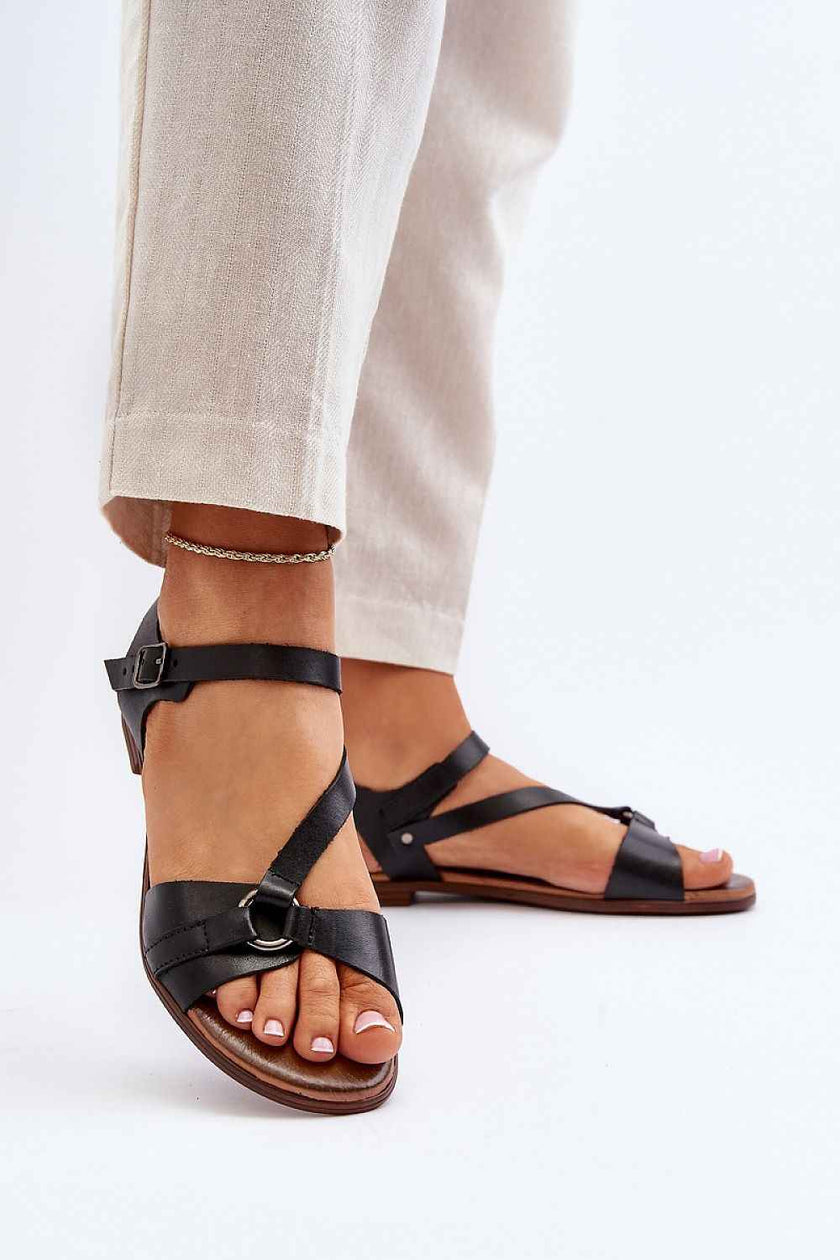 Sylvara Classic Leather Flat Sandals