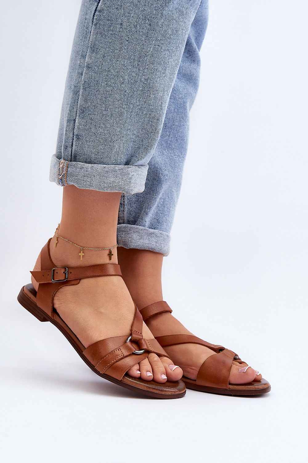 Sylvara Classic Leather Flat Sandals
