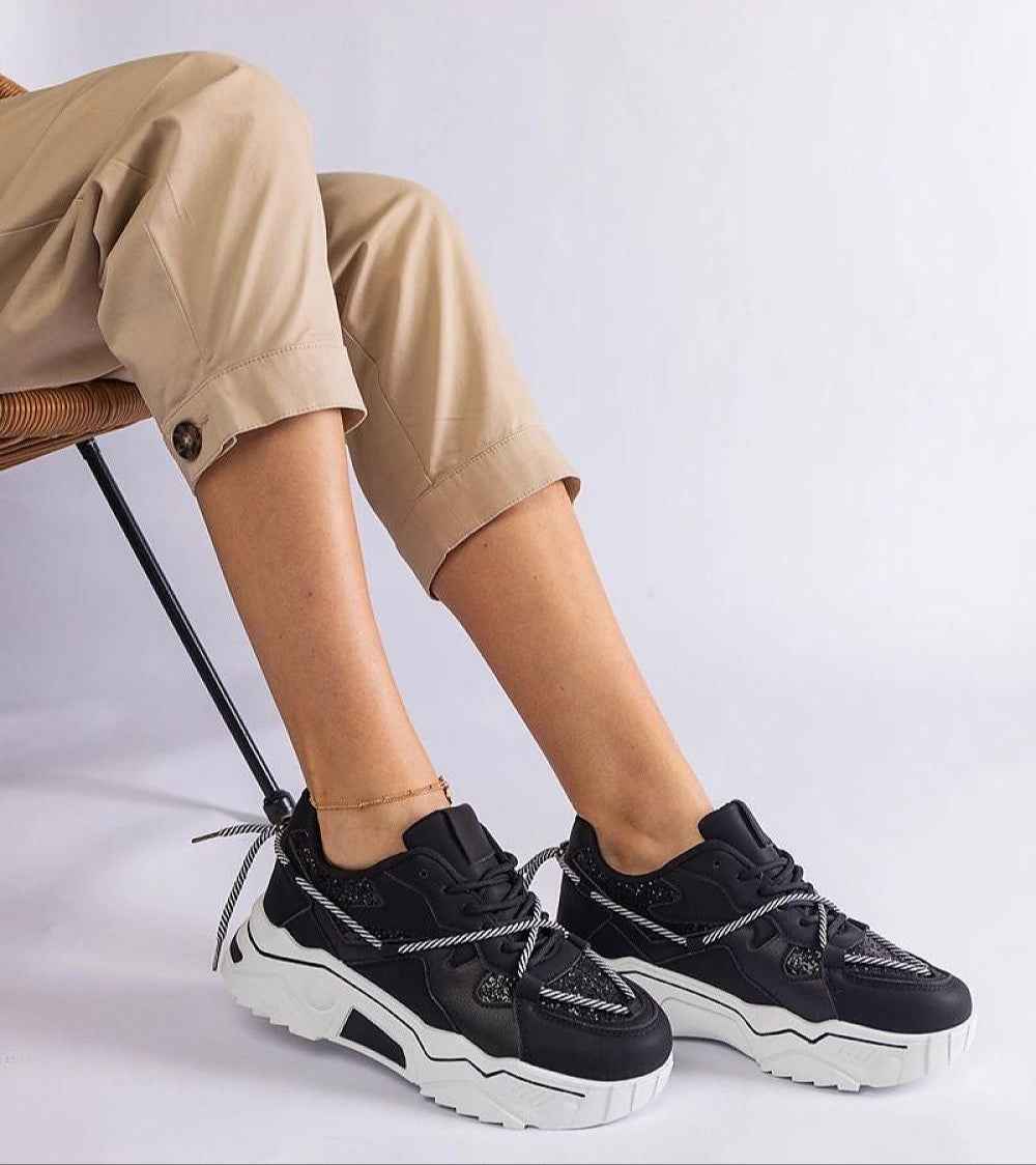 Nimvara Shimmer Detail Black Sneakers