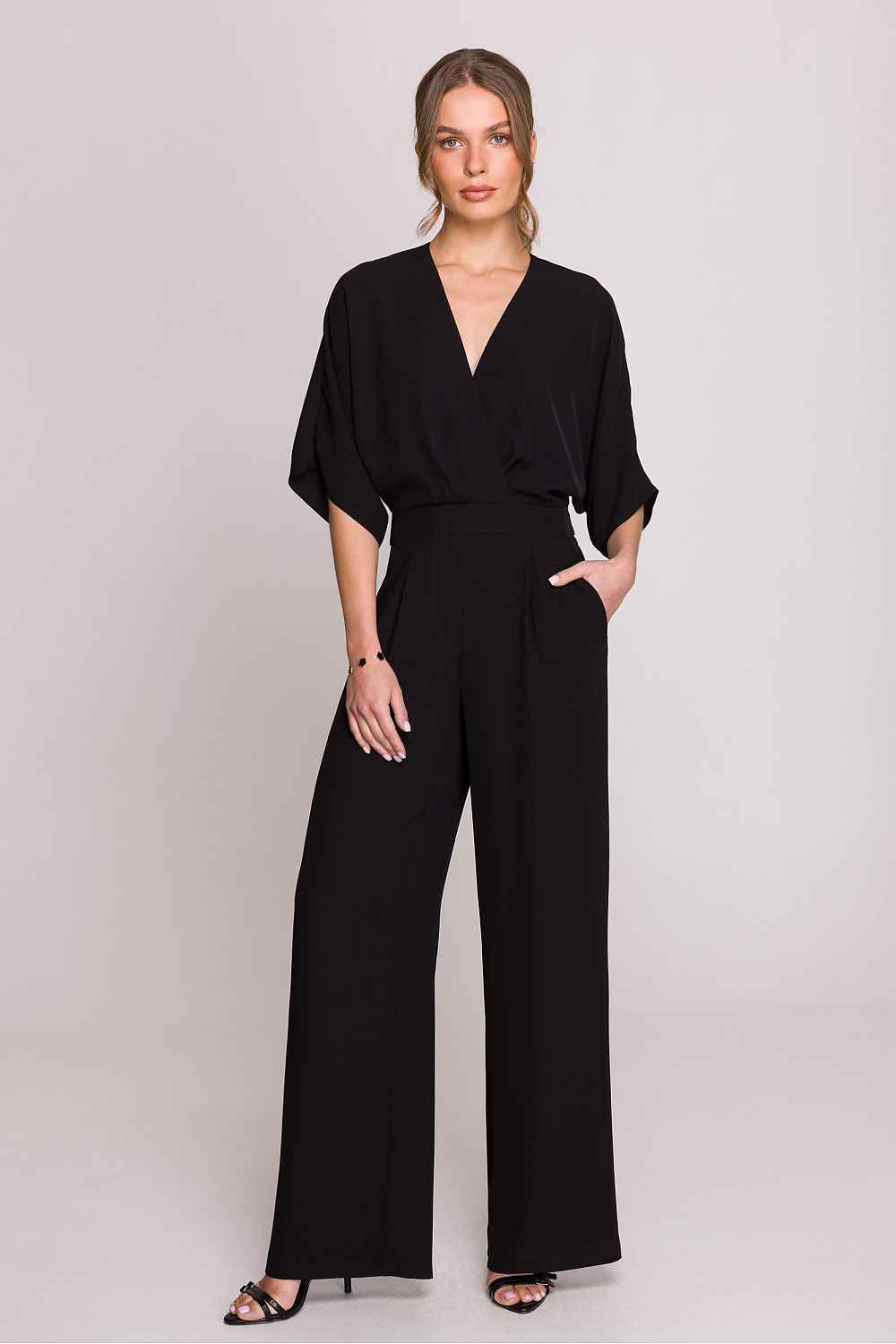 Suit model 209121 Stylove