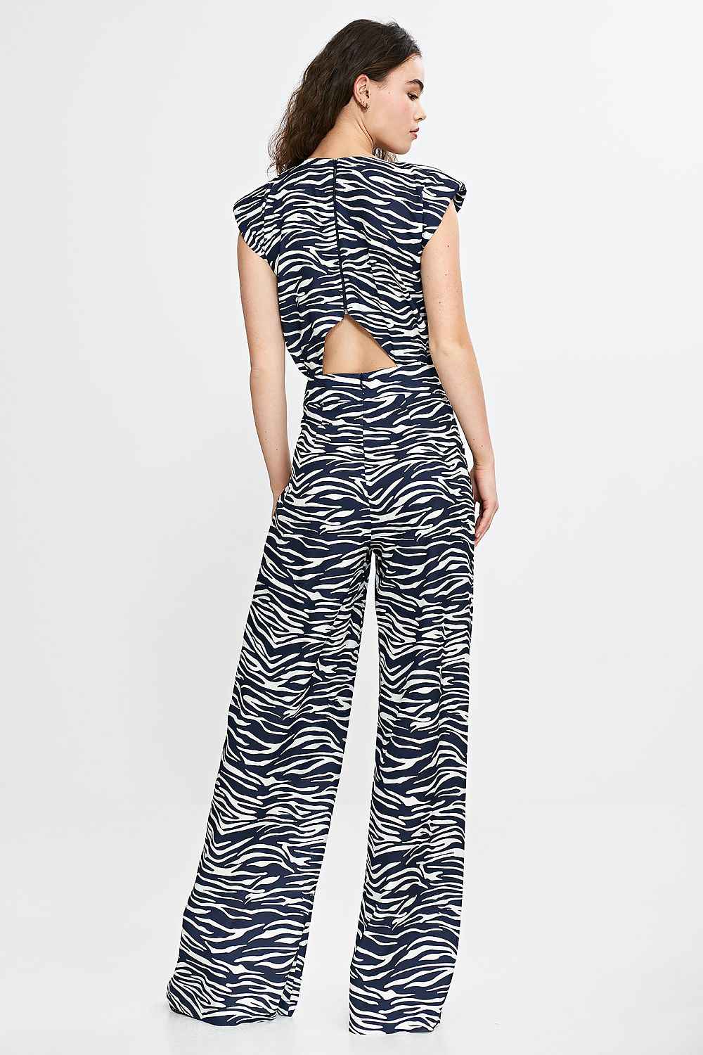 Suit model 210073 Nife