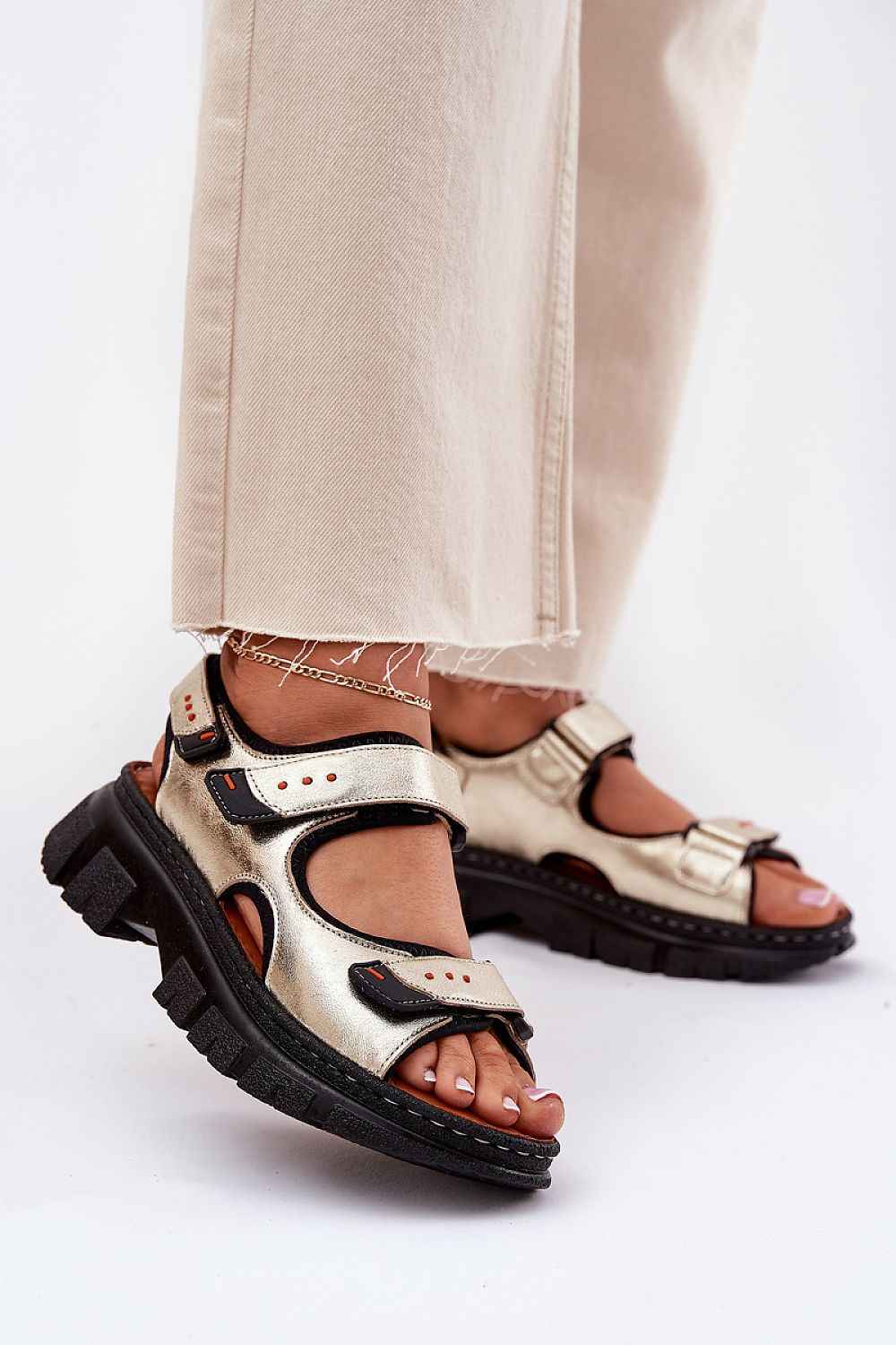 Teravelle Sport Leather Velcro Sandals