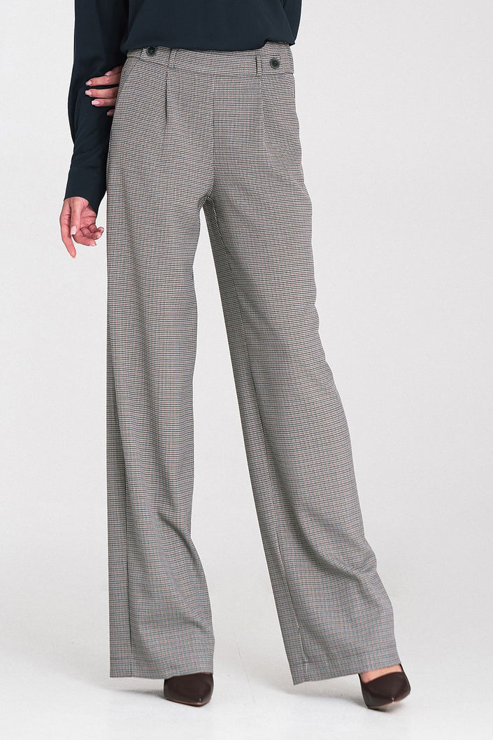  Women trousers model 219763 Nife 