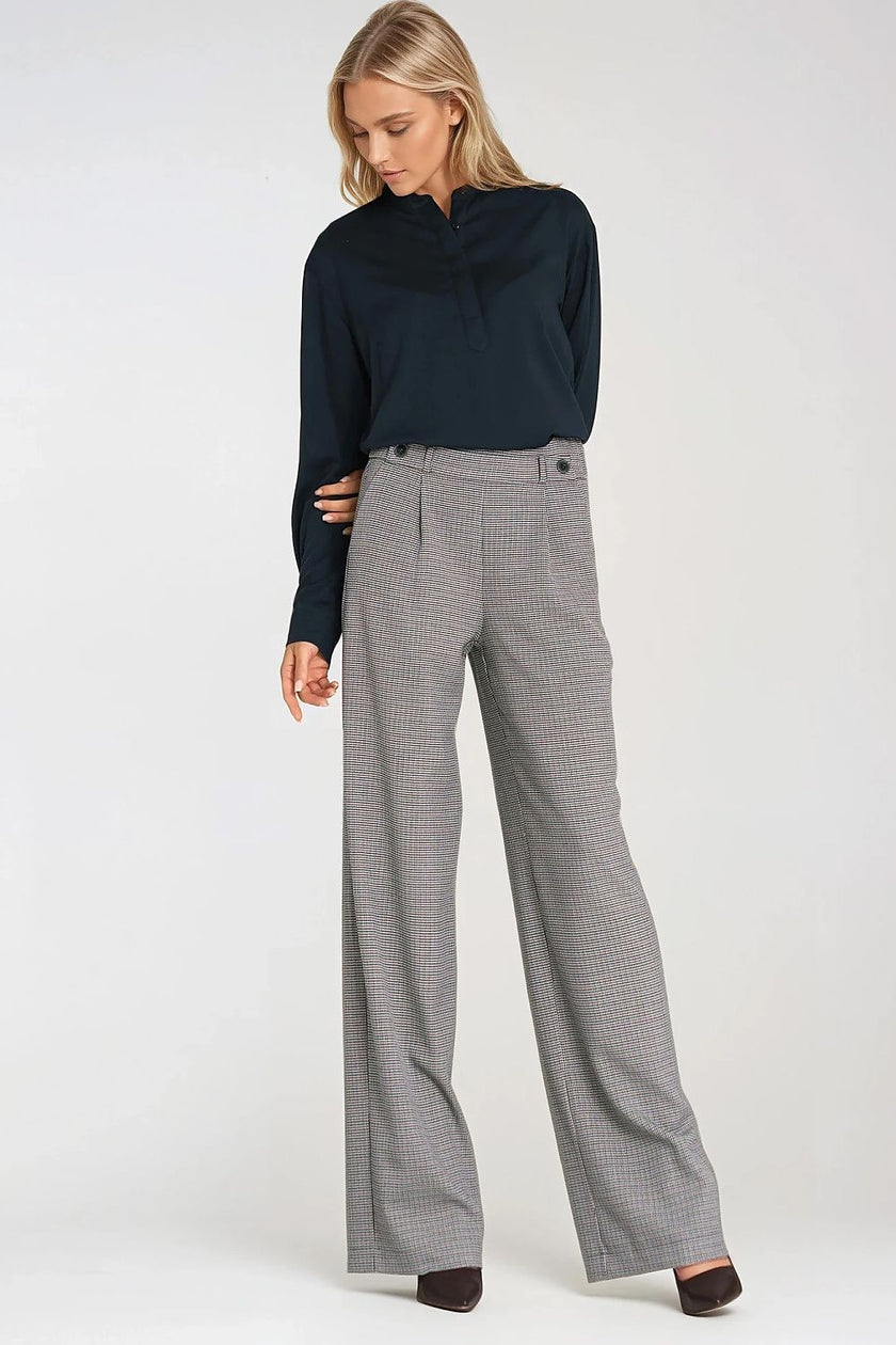  Women trousers model 219763 Nife 