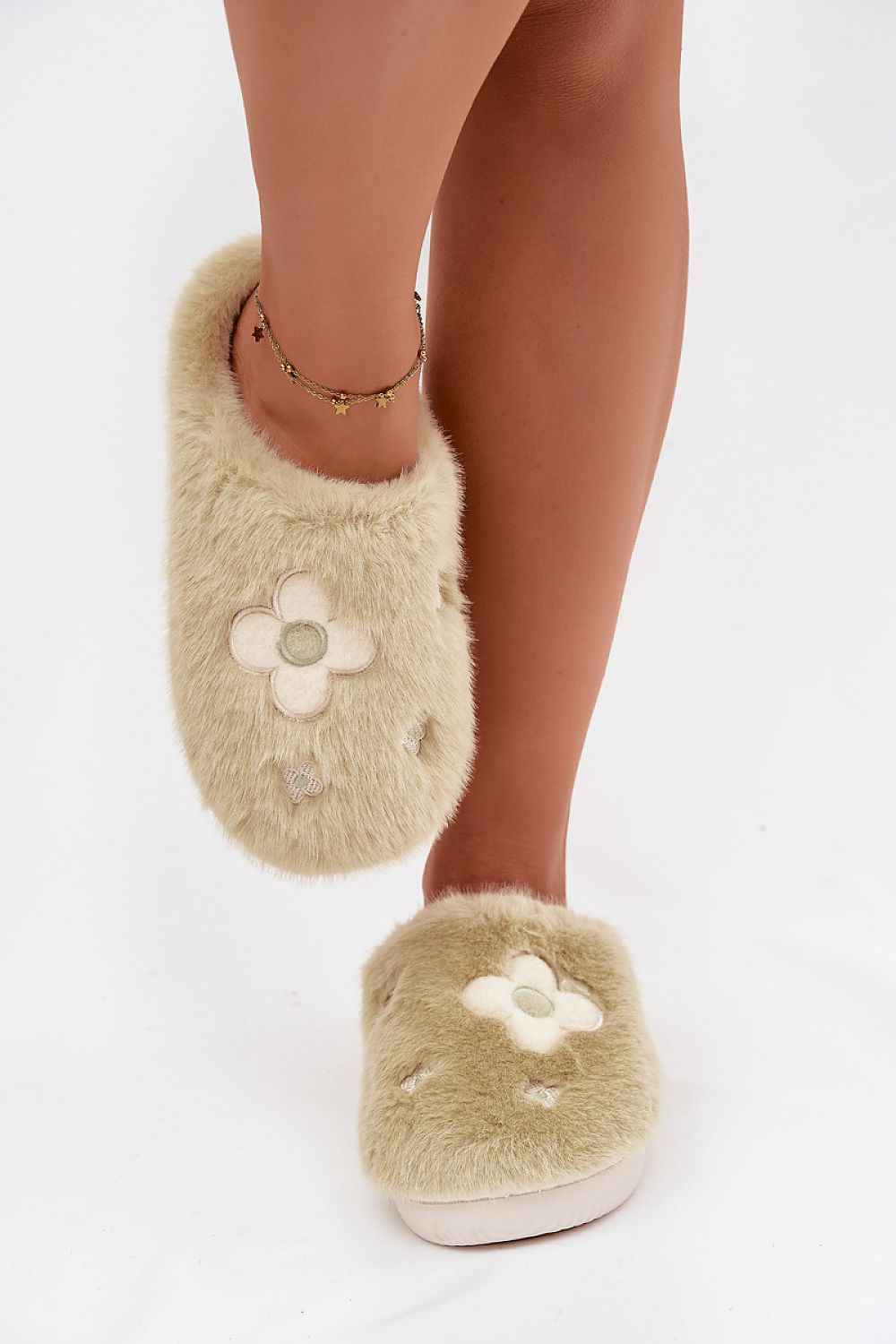Slippers model 221502 Step in style