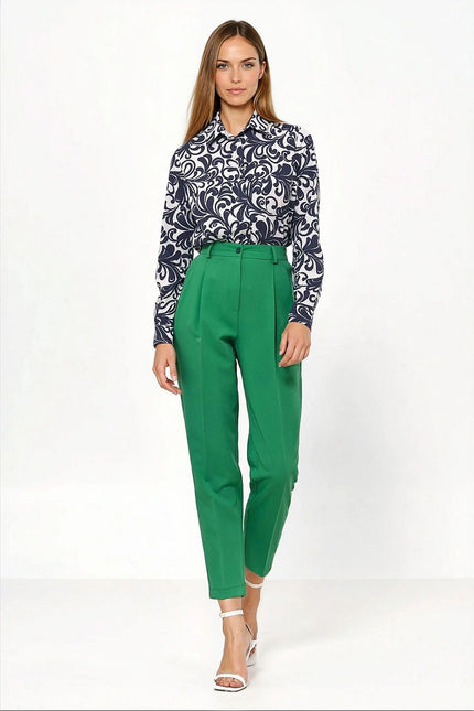  Women trousers model 221732 Nife 