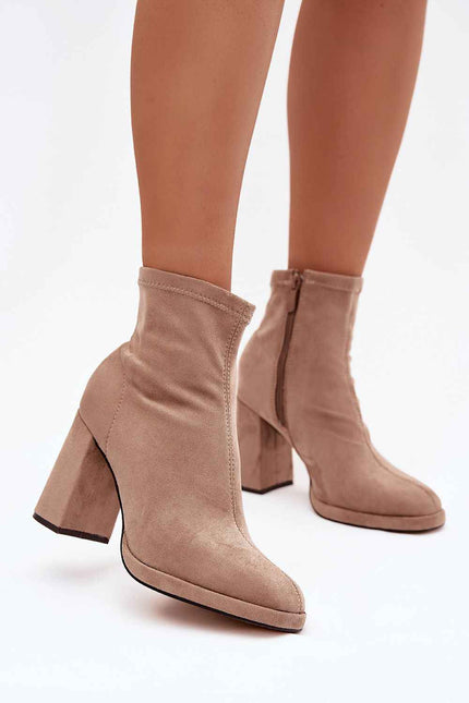 Heel boots model 221934 Step in style