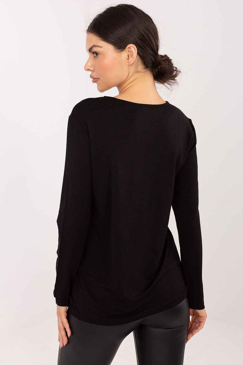 Blouse model 222429 Relevance