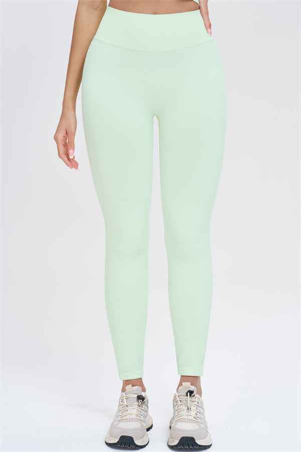 The Whim Sports Bra Leggings 2-Piece Set
