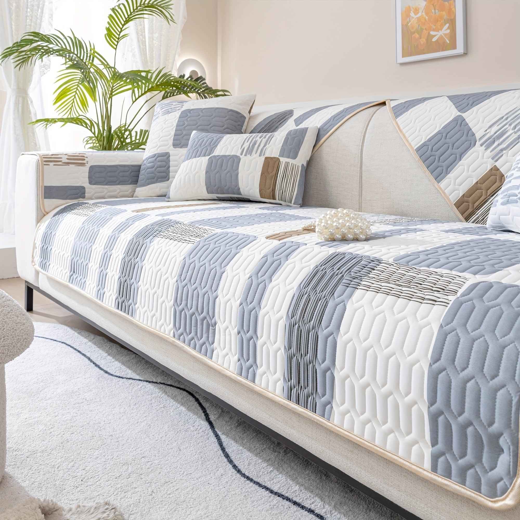 Cooling Ice Silk Dog Proof Couch Cover - Protect Your Sofa in Style