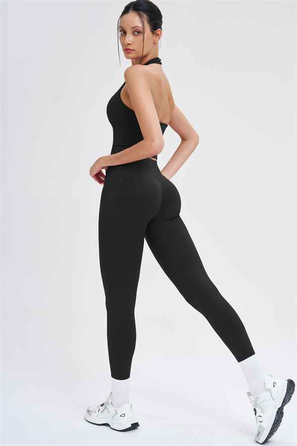 The Whim Sports Bra Leggings 2-Piece Set
