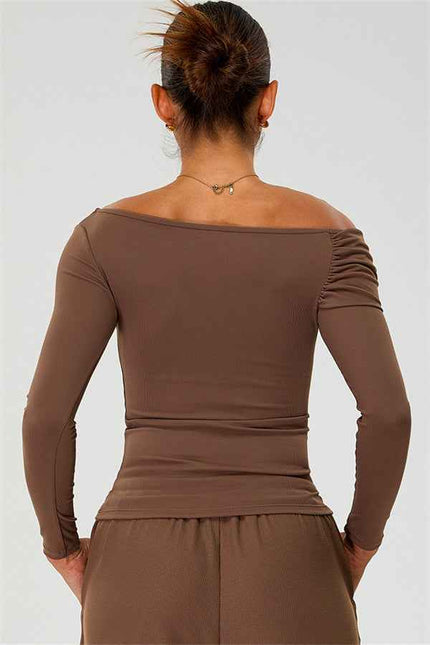 The Rush Off-shoulder T-shirt
