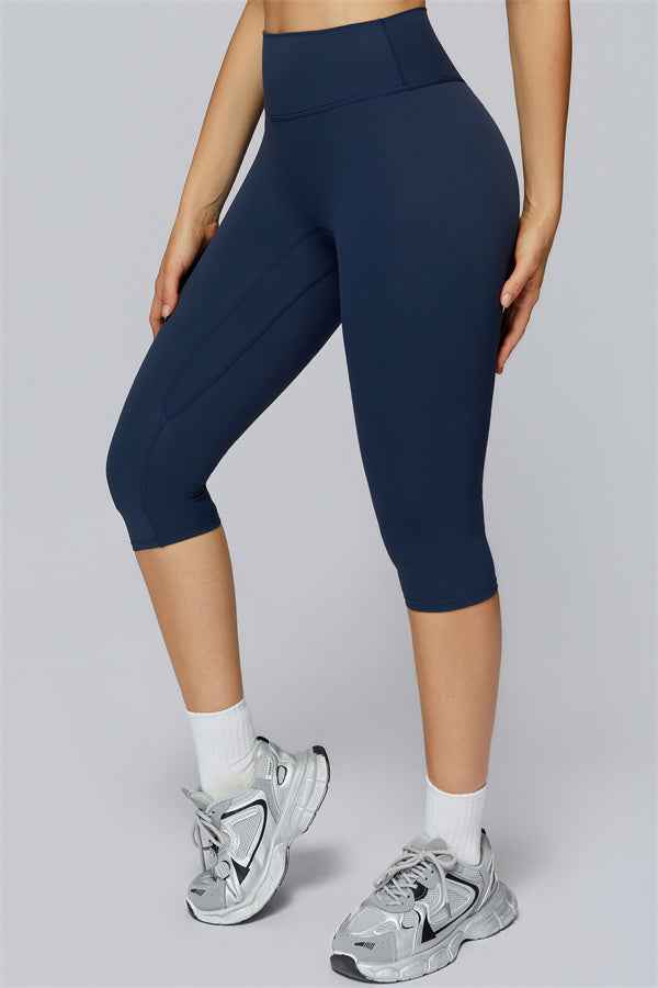 The FlexCore Sports Bra Capri Leggings 2-Piece Set