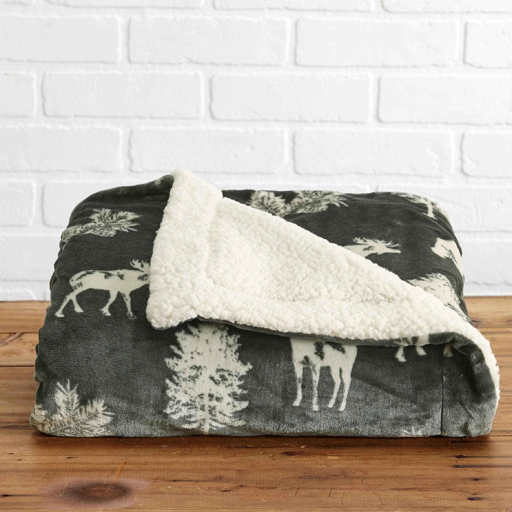 Sherpa Throw Blanket - Hudson Collection