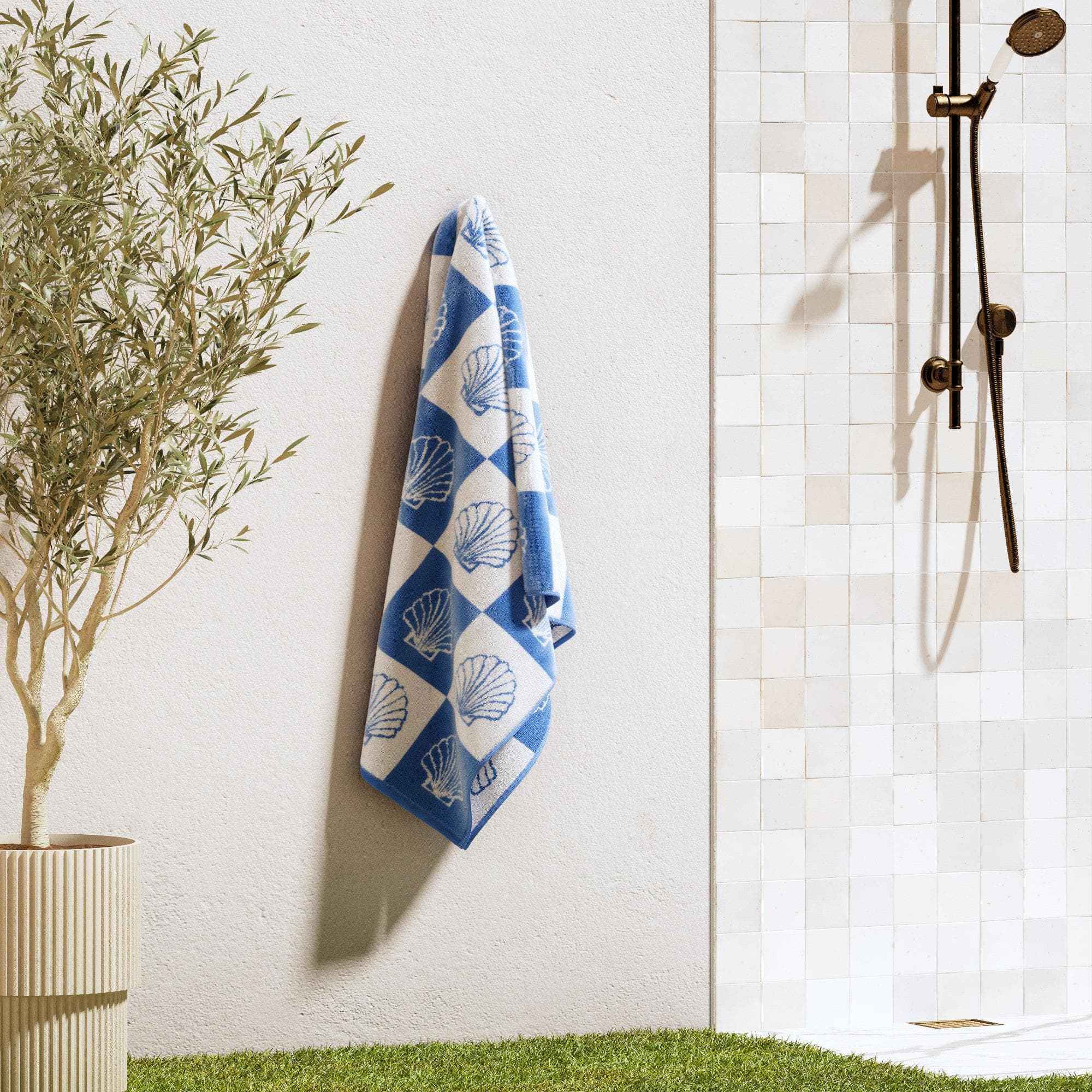 Oversized Retro Printed Beach Towel - St. Barts Collection