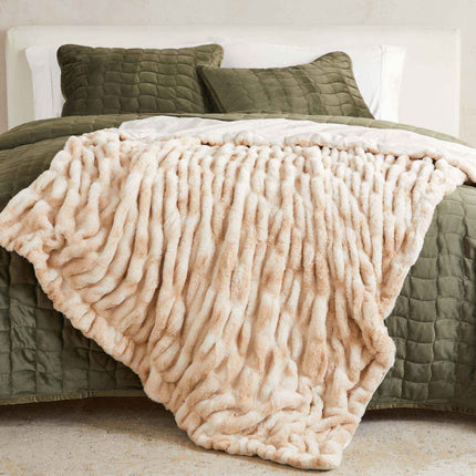 Ruched Faux Fur Throw Blanket - Alondra Collection