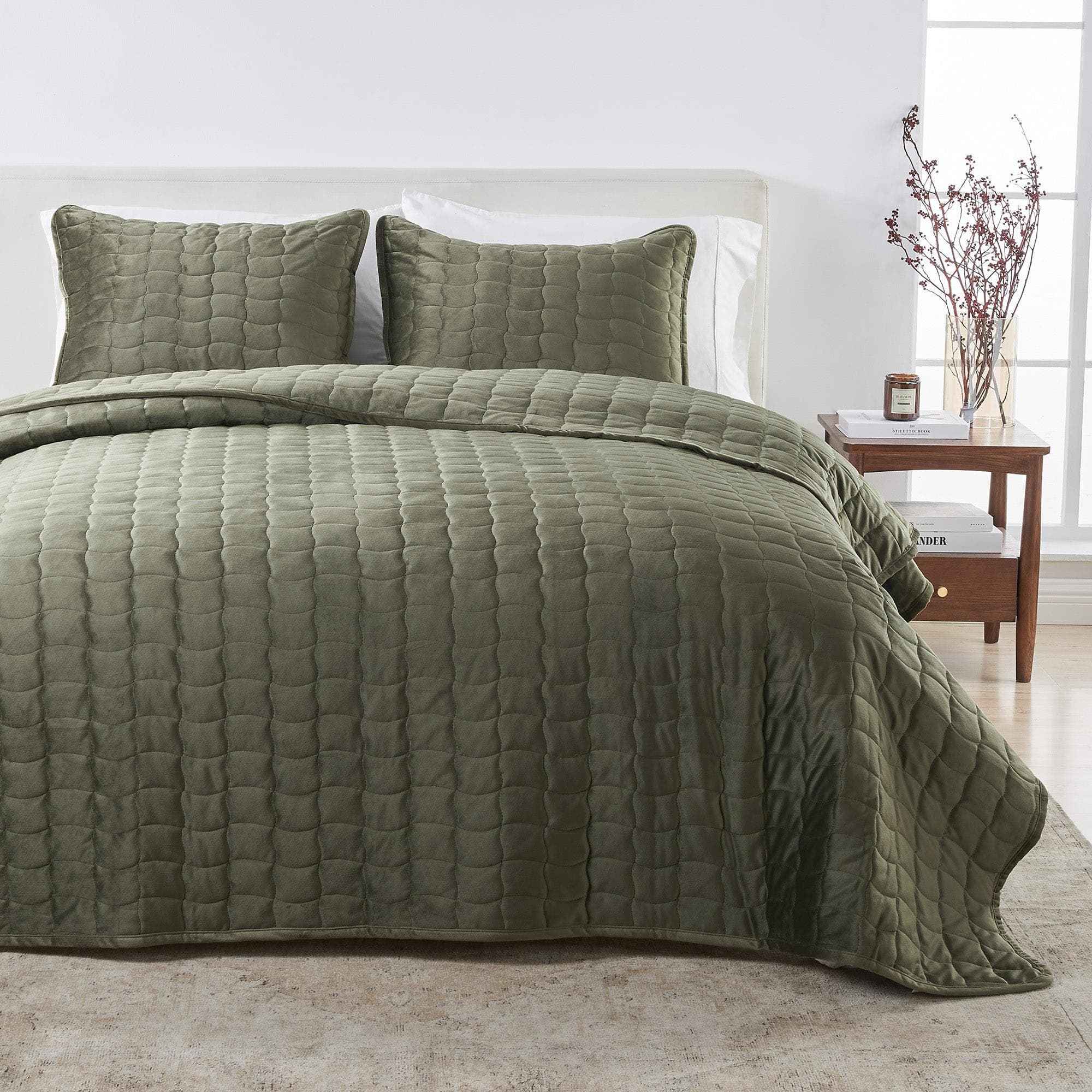 Velvet Box-Stitched Quilt Set - Vivica Collection