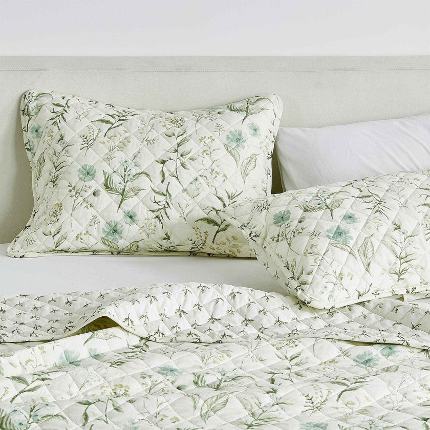 Floral Printed Microfiber Quilt Set - Glyndora Collection