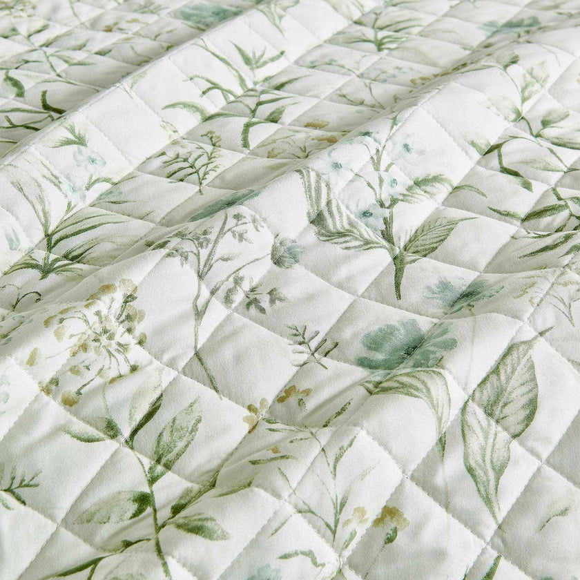 Floral Printed Microfiber Quilt Set - Glyndora Collection