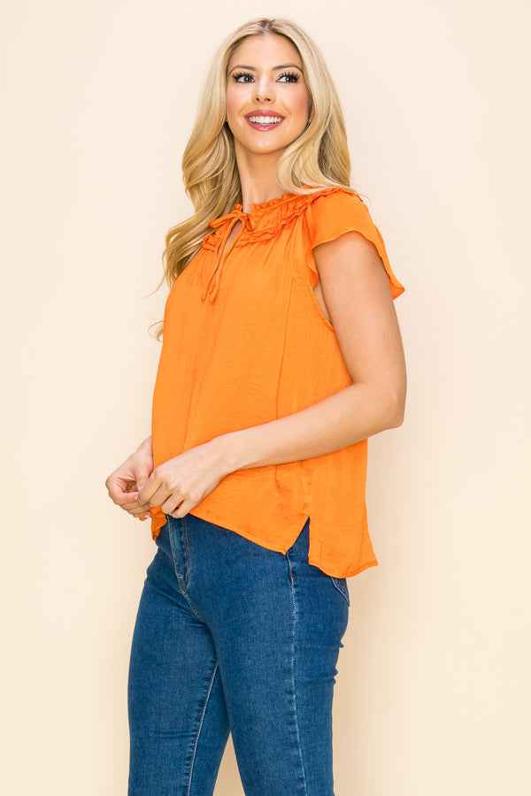 Short sleeves baby doll top with key hole design