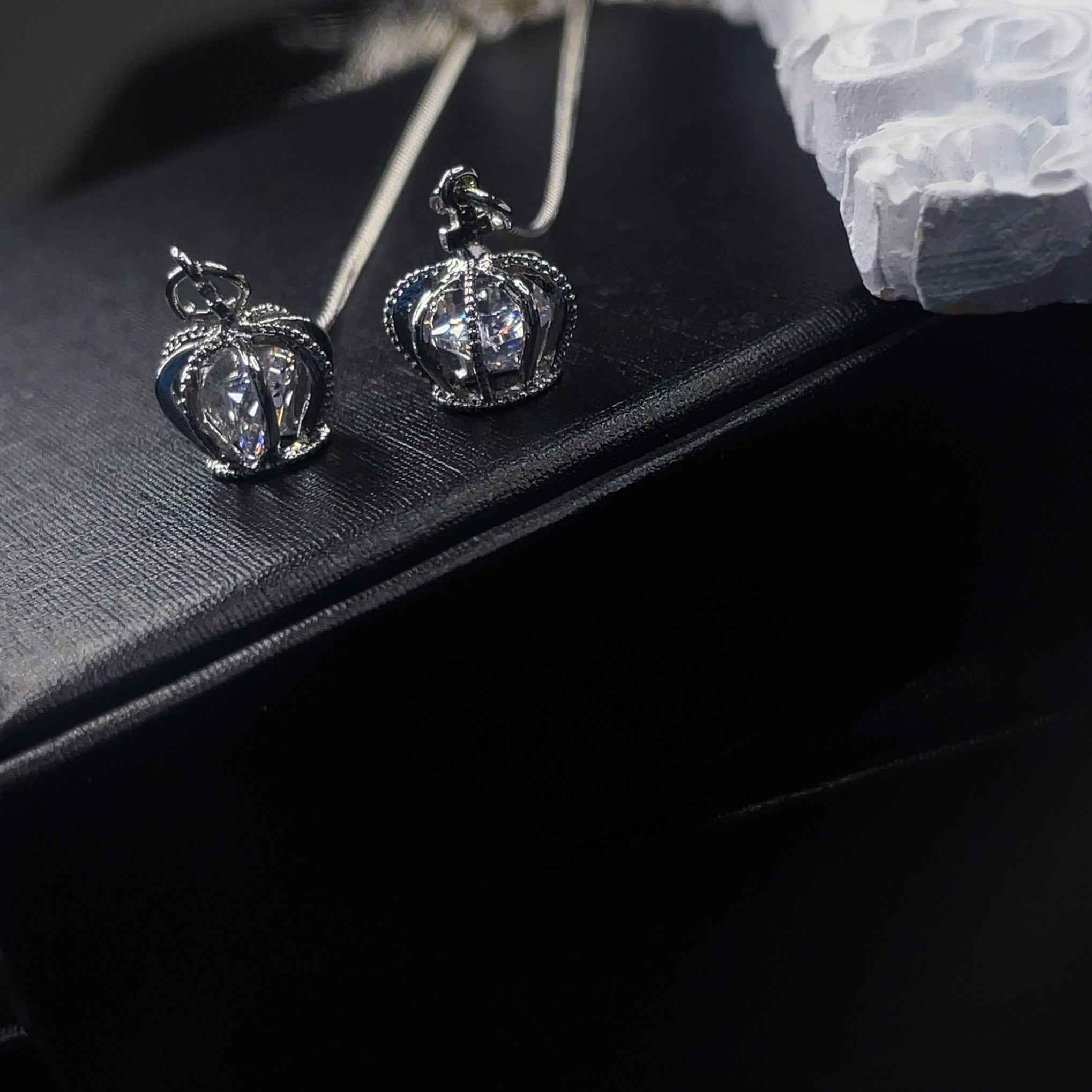 Crown Threader Earrings with Pearl Studs